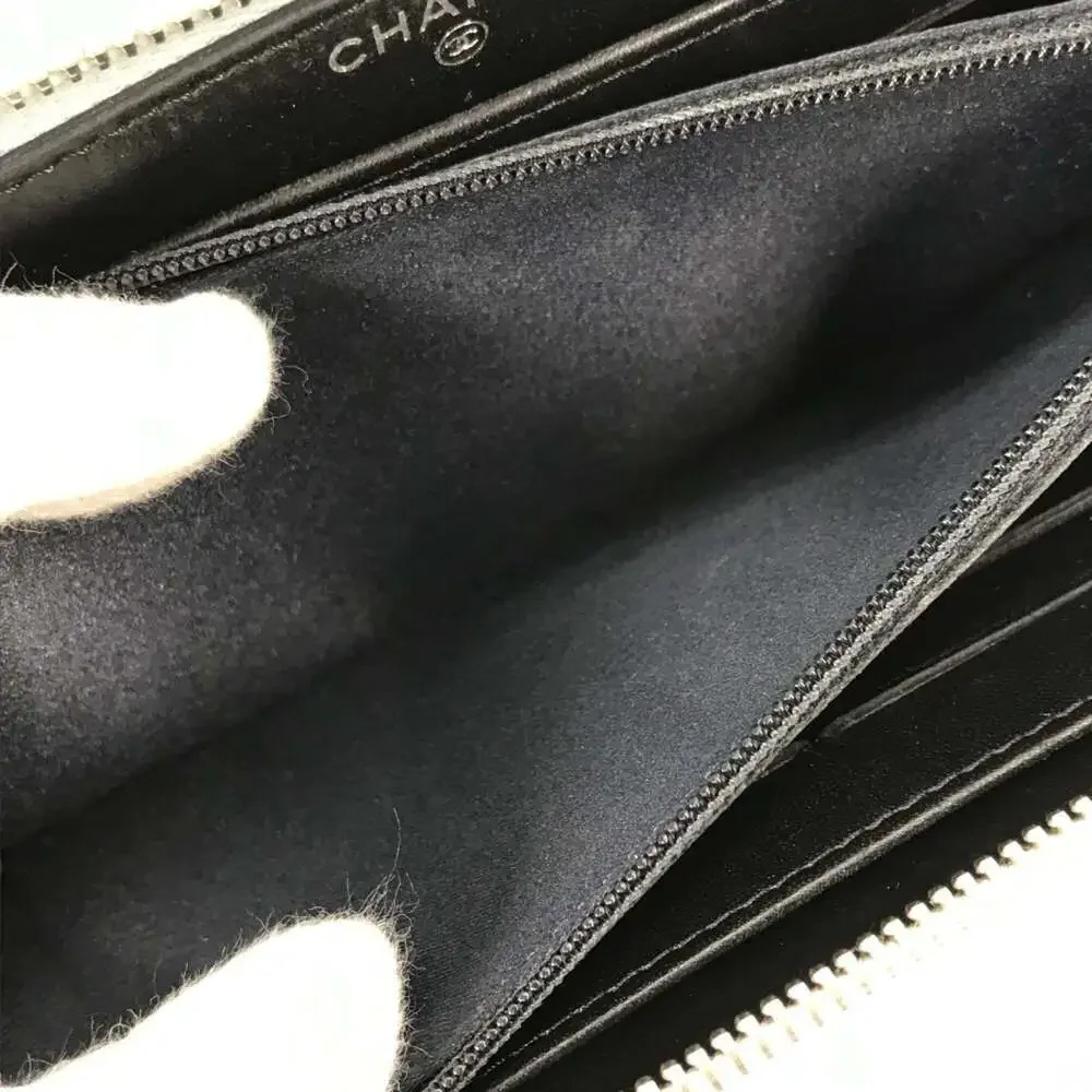 CHANEL Black Wallet